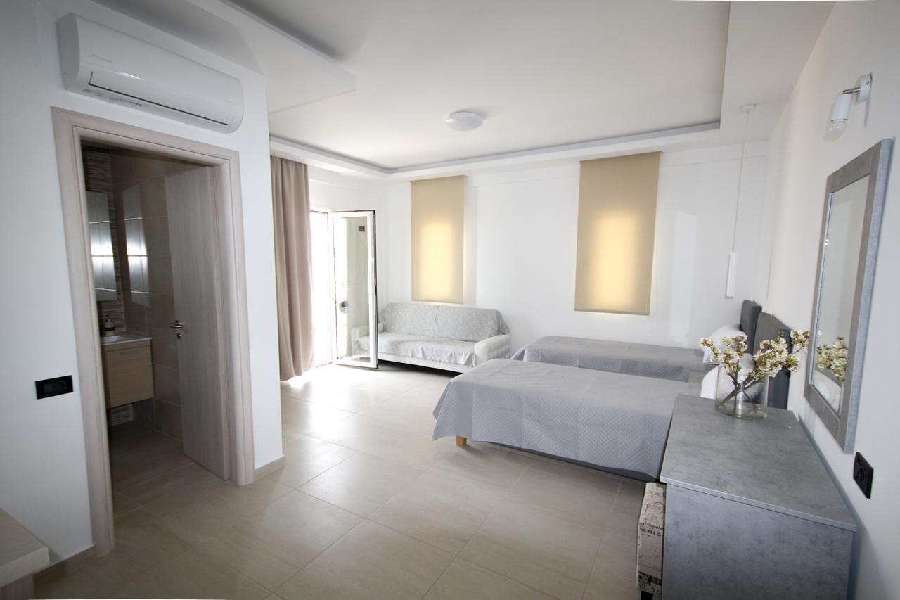 Studio Apartment with Sea View