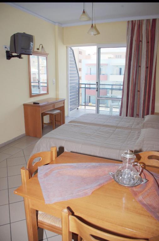 Studio,63711745:JPEG