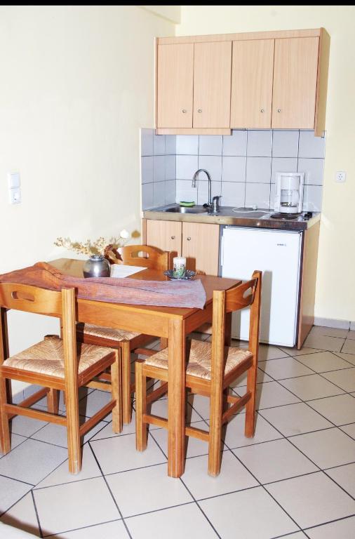 One-Bedroom Apartment,63711751:JPEG