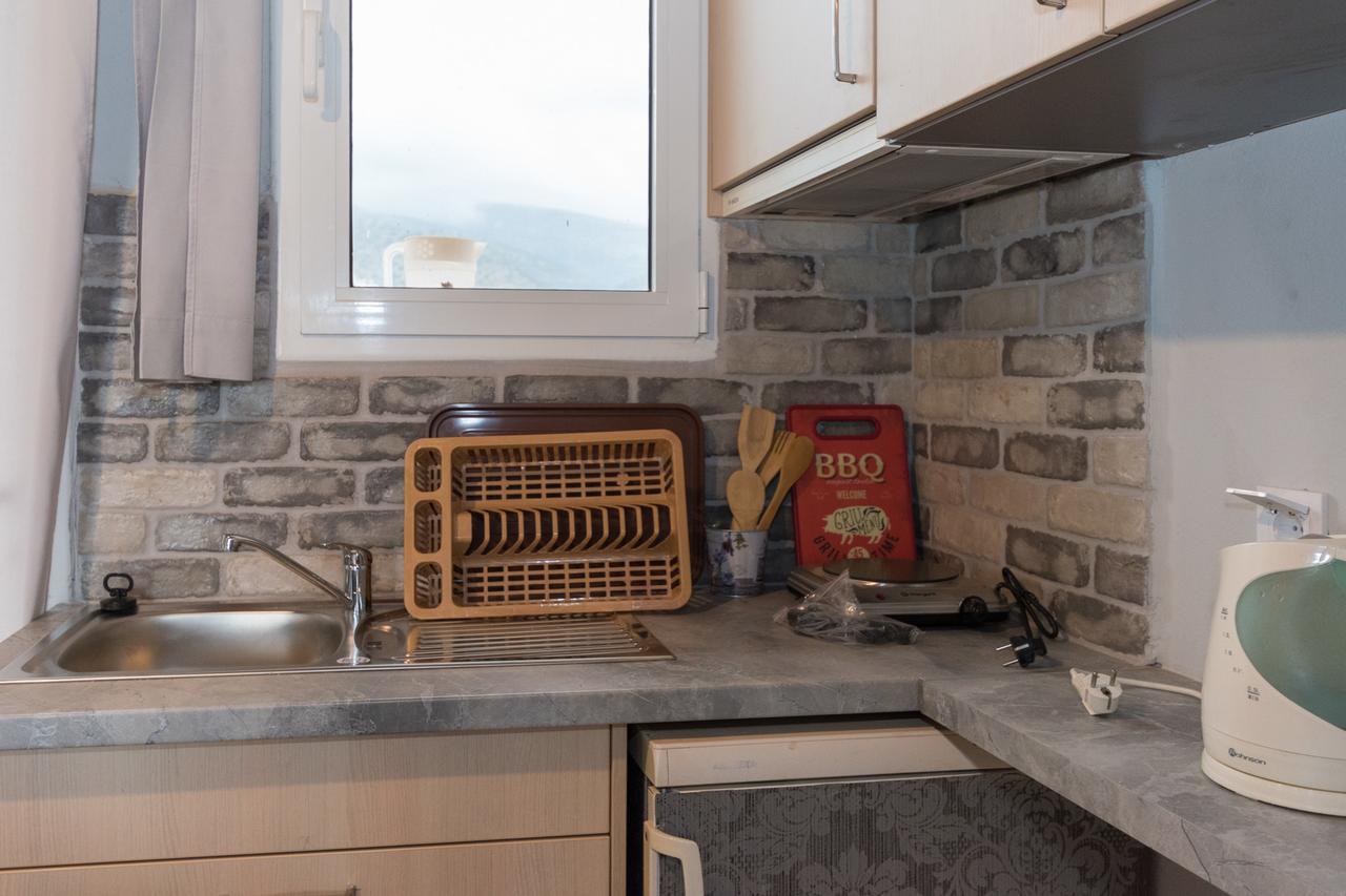 Studio with Spa Bath,663528447:JPEG