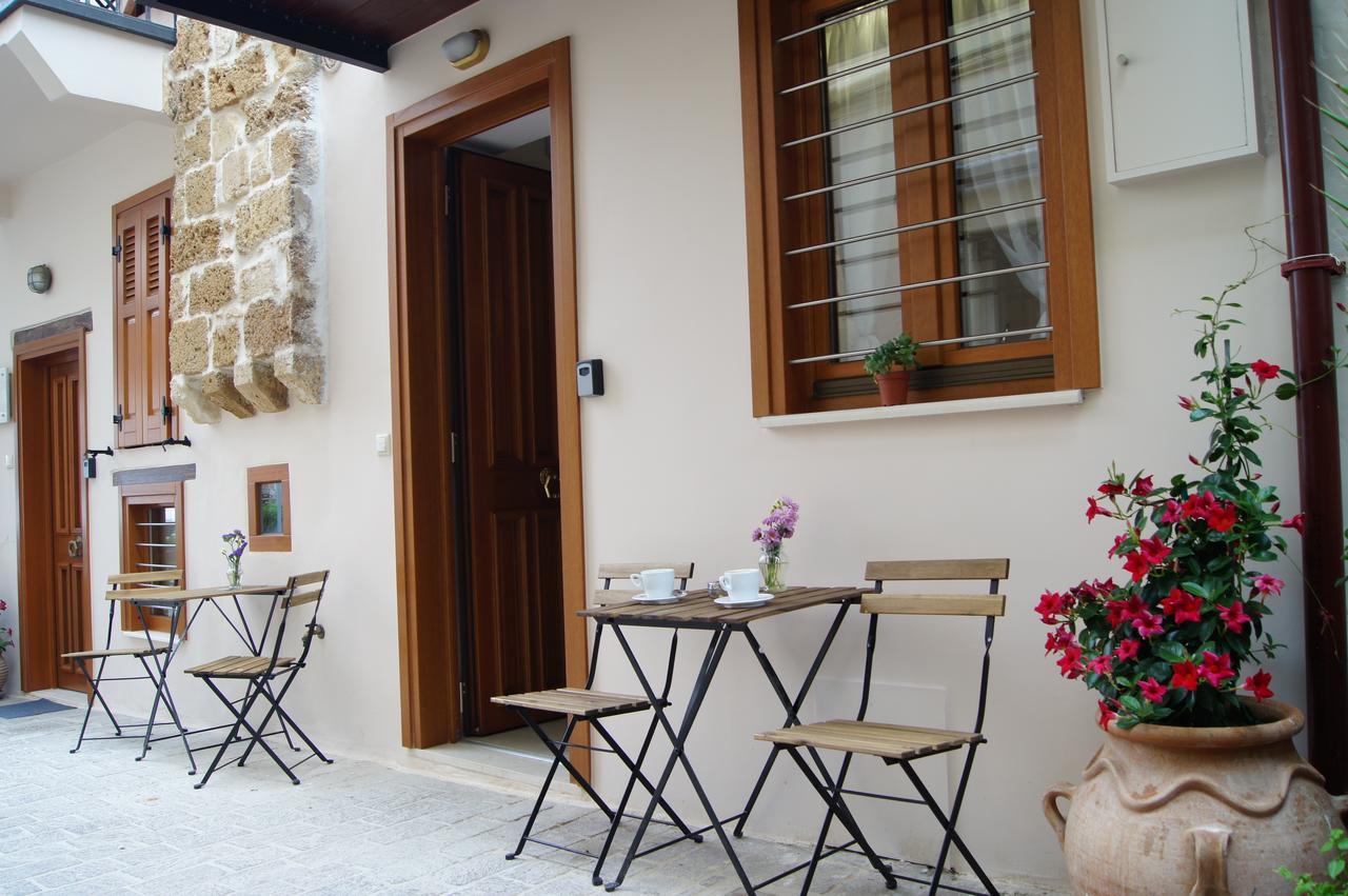 Apartment with Sea View,664388853:JPEG