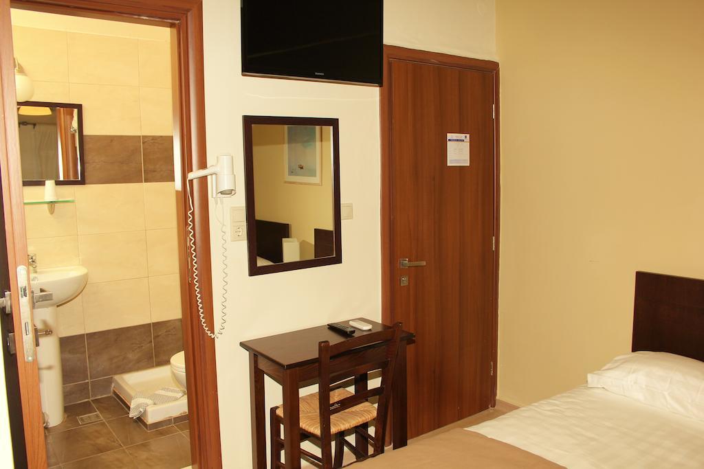 Habitación Cuádruple Económica