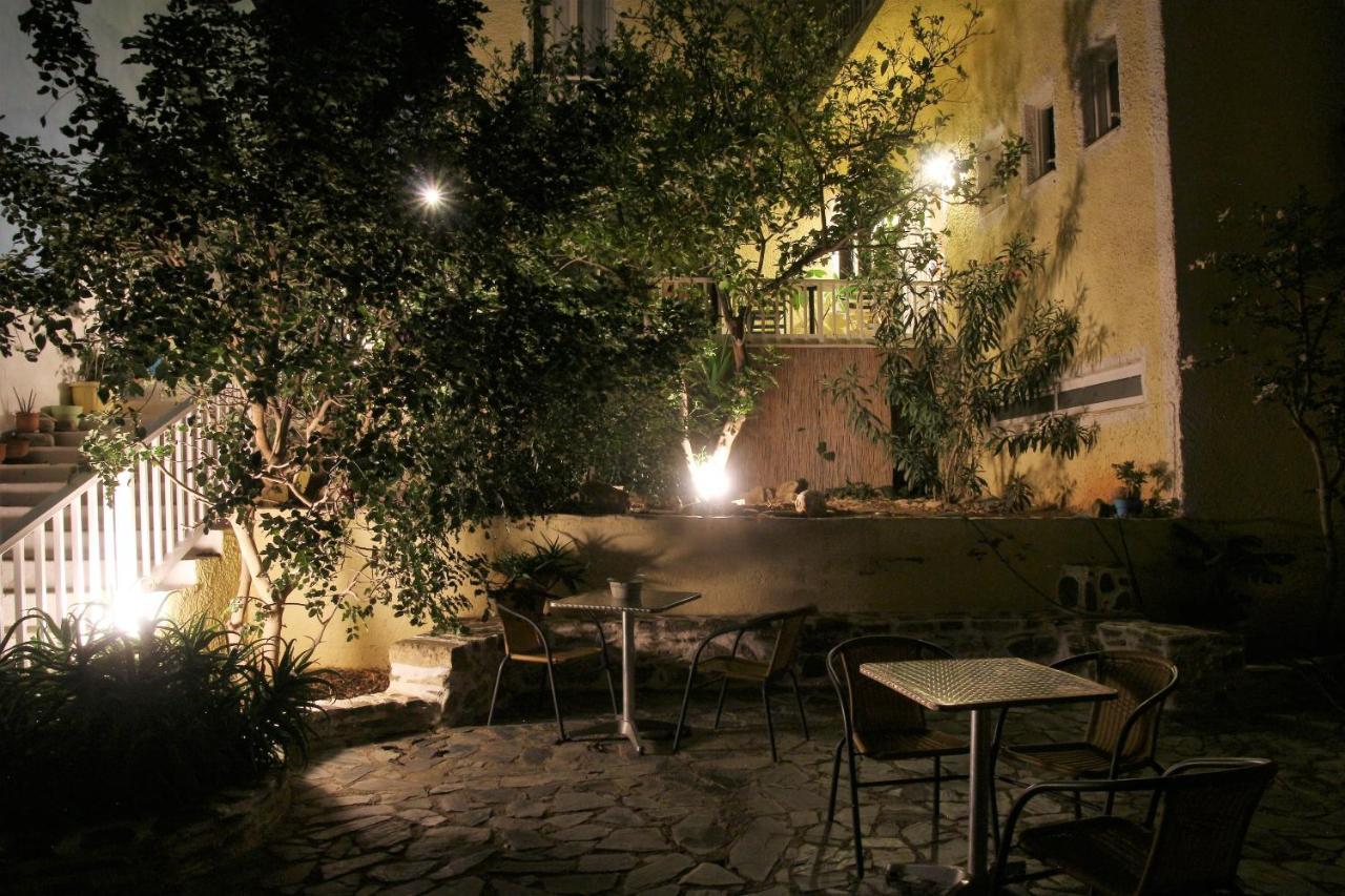 Doppelzimmer mit Gartenblick