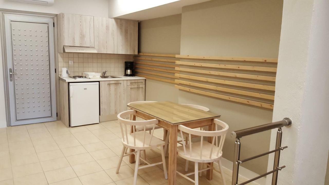One-Bedroom Apartment-Split Level