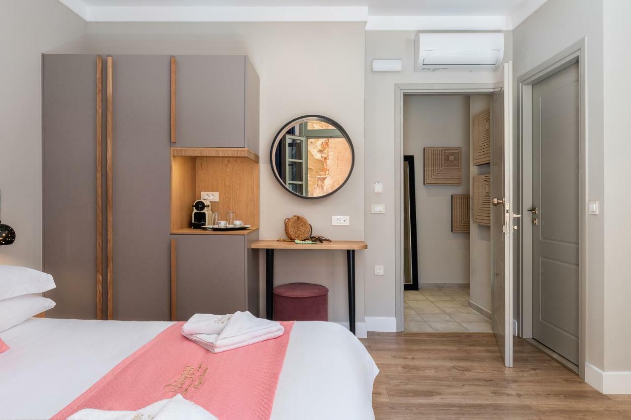 Deluxe Quadruple Room Balcony