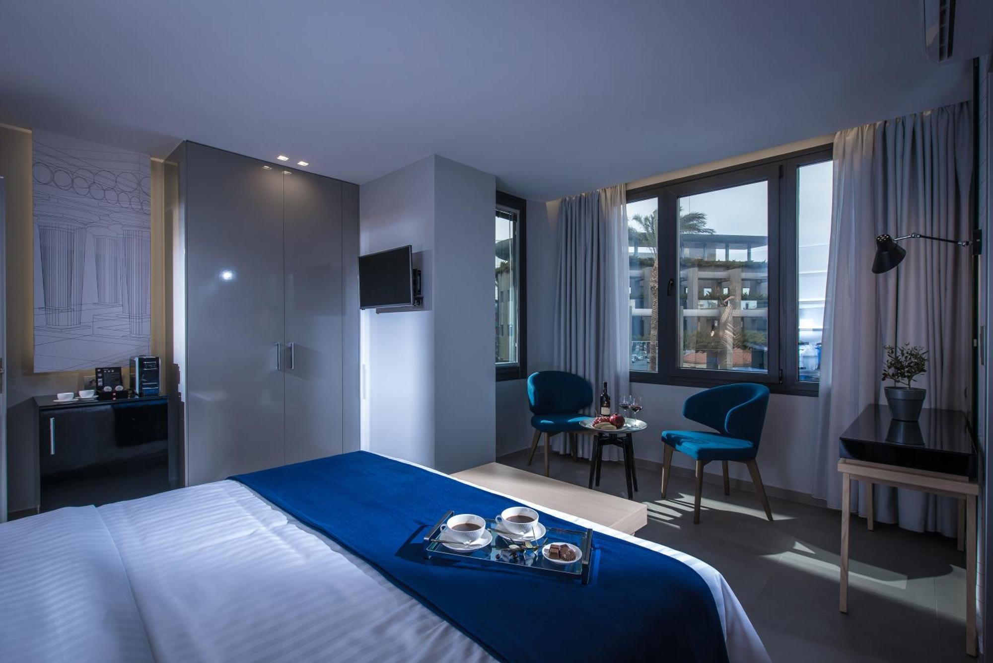 Suite con Vista Parziale sul Mare