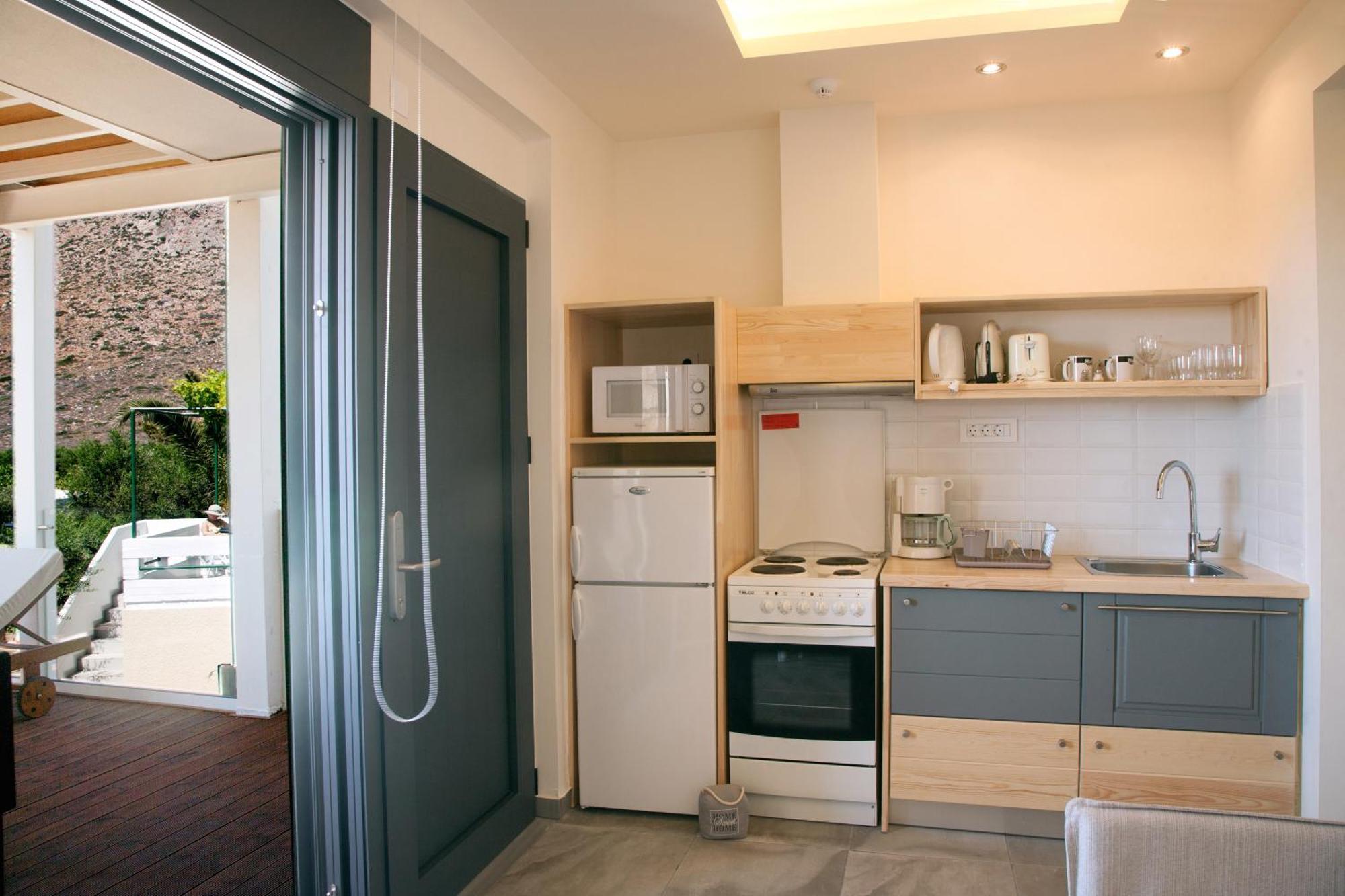 Family Two-Bedroom Apartment Sea View