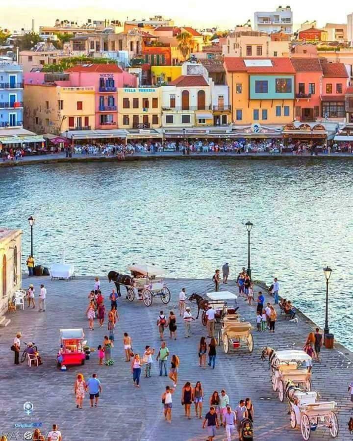 Studio with Sea View,883661110:JPEG