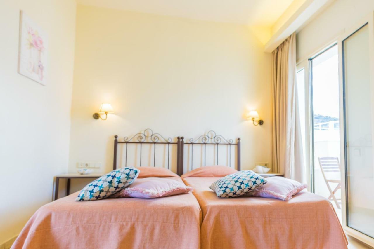 Superior Double Studio,870305816:JPEG