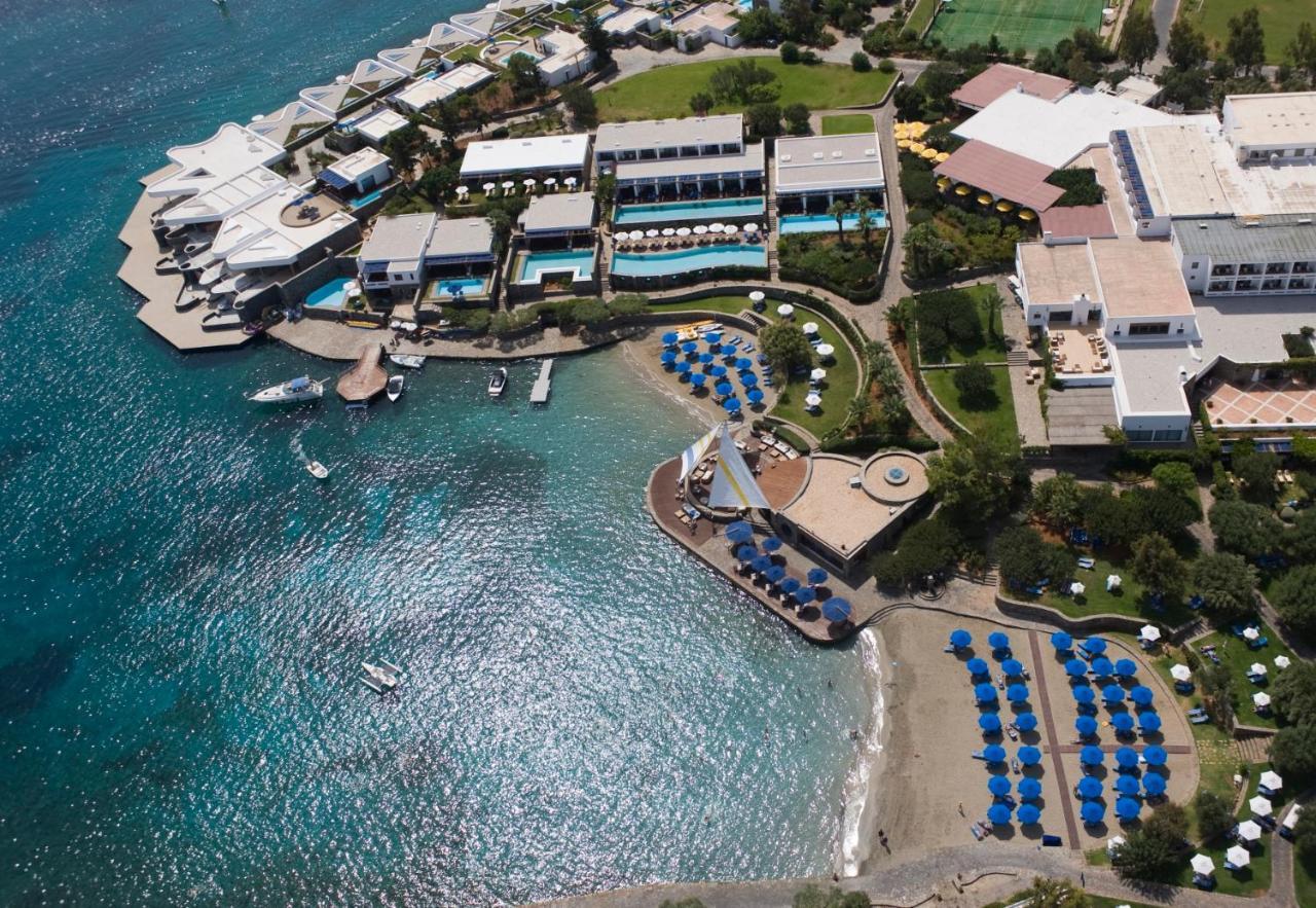 Luxuriöse Suite mit direktem Meerblick und Gemeinschaftspool