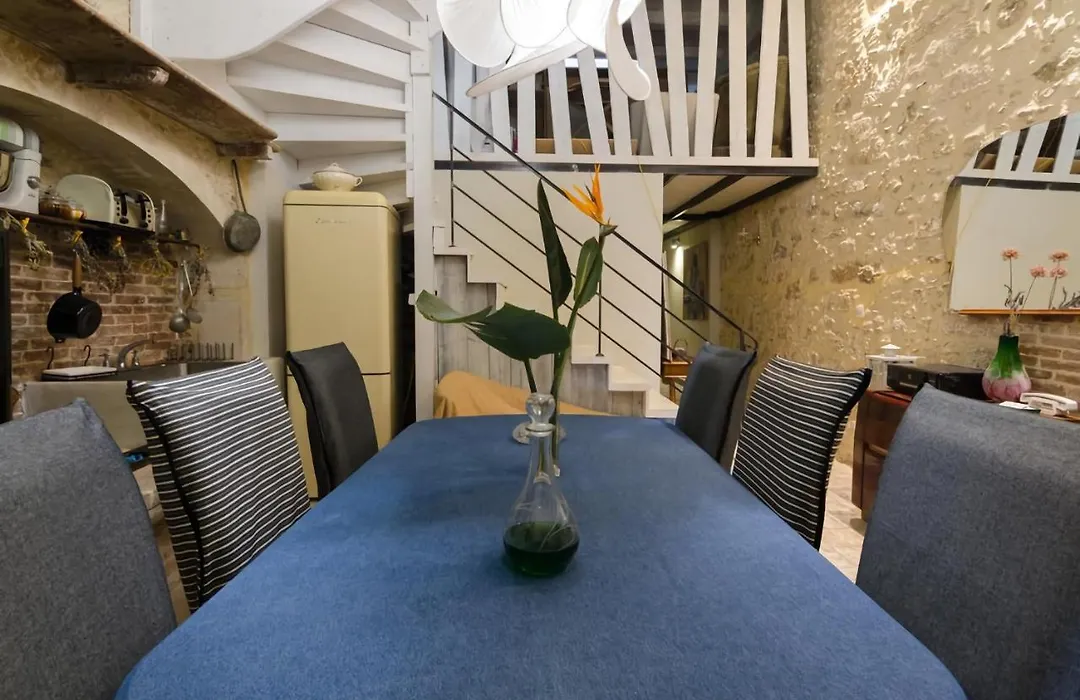 Smaragdi Boutique Hotel-1