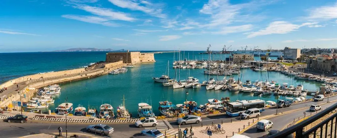 Everblue Apt With Unique Sea & Old Port View In The City Center Wlaking Distance To All Major Sites-1