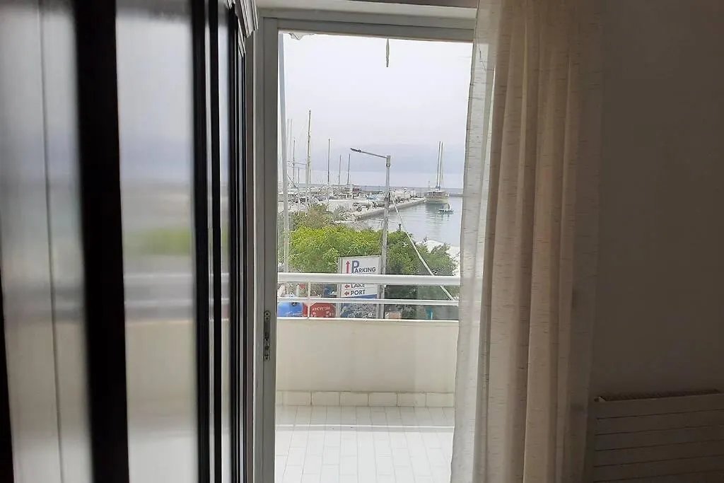 Sea Front-1