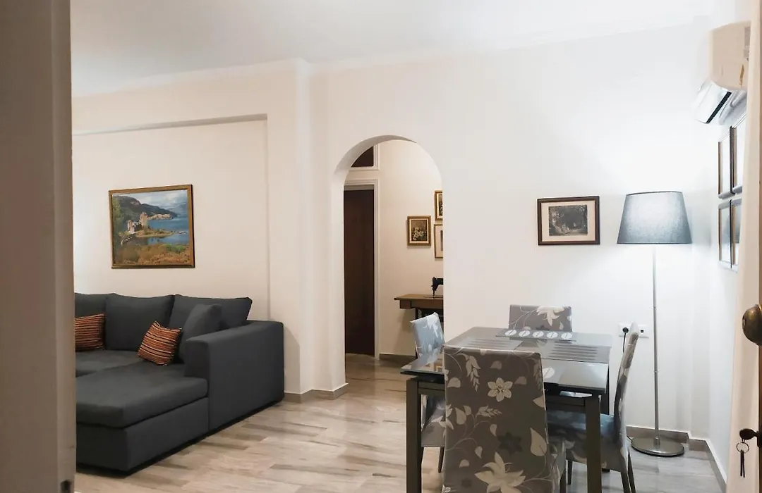 Amazing Apartment Next To The Sea!-1
