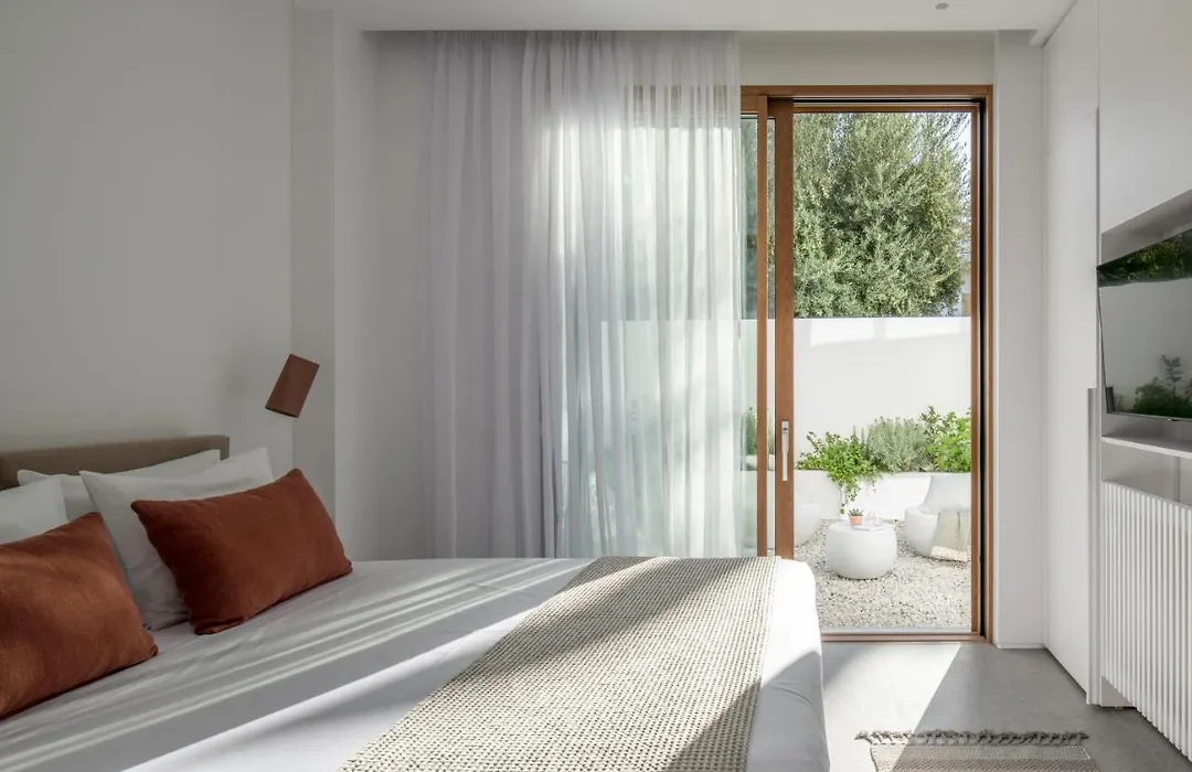 Villa Mimaze Minimalist Living-1