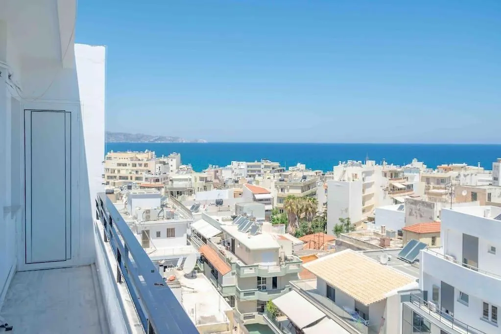 Penthouse Studio In Centre With Seaview-1