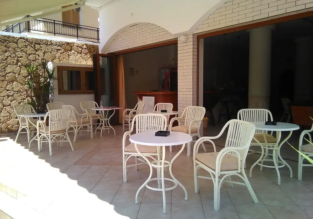 Arkadi Apartments By Estia.-1