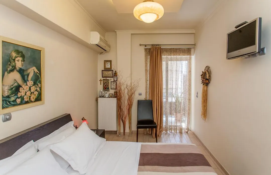 Downtown Apartment In Chania-1