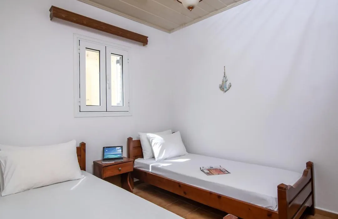 Evi'S Beach Front Apartment By Estia-1