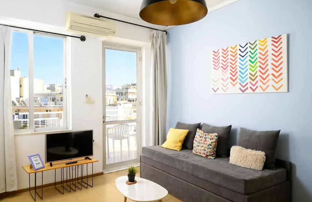 Crops Suites-1
