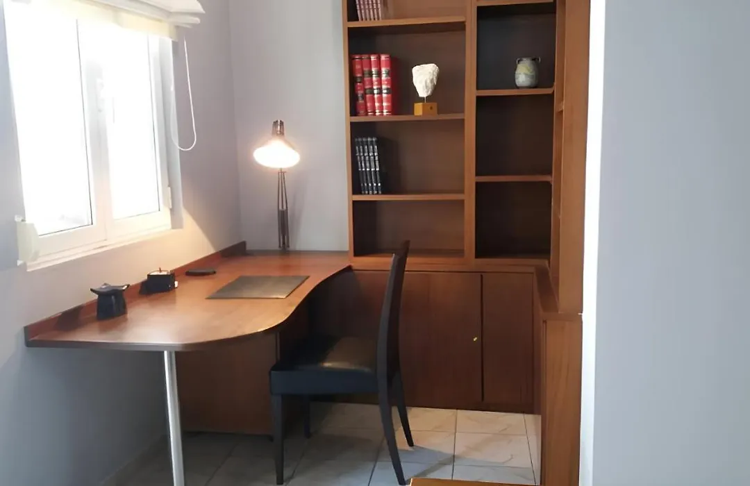 03 - Apt In The Heart Of The City - Heraklion-1