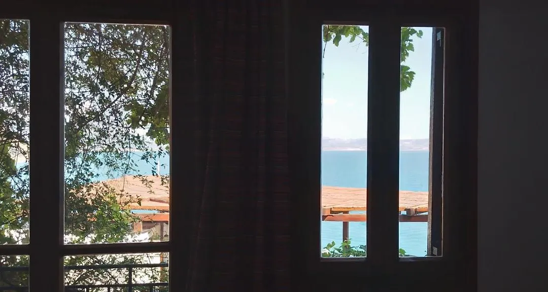 Loggia Two-1
