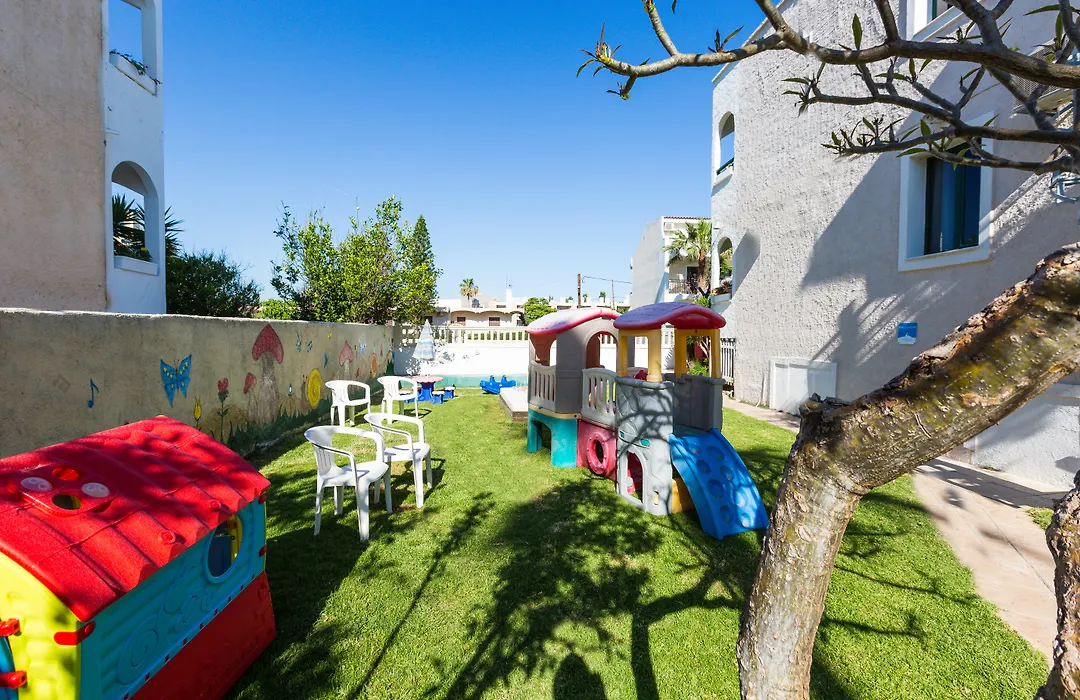 Trefon Hotel Apartments And Family Suites-1