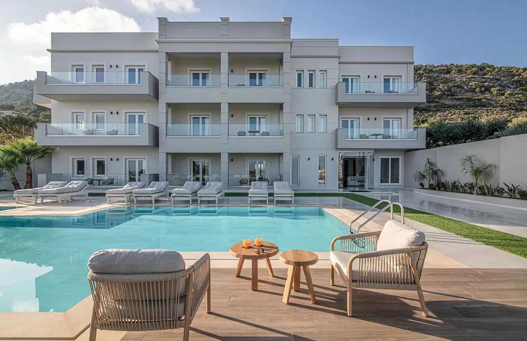 Filia Luxury Suites-1