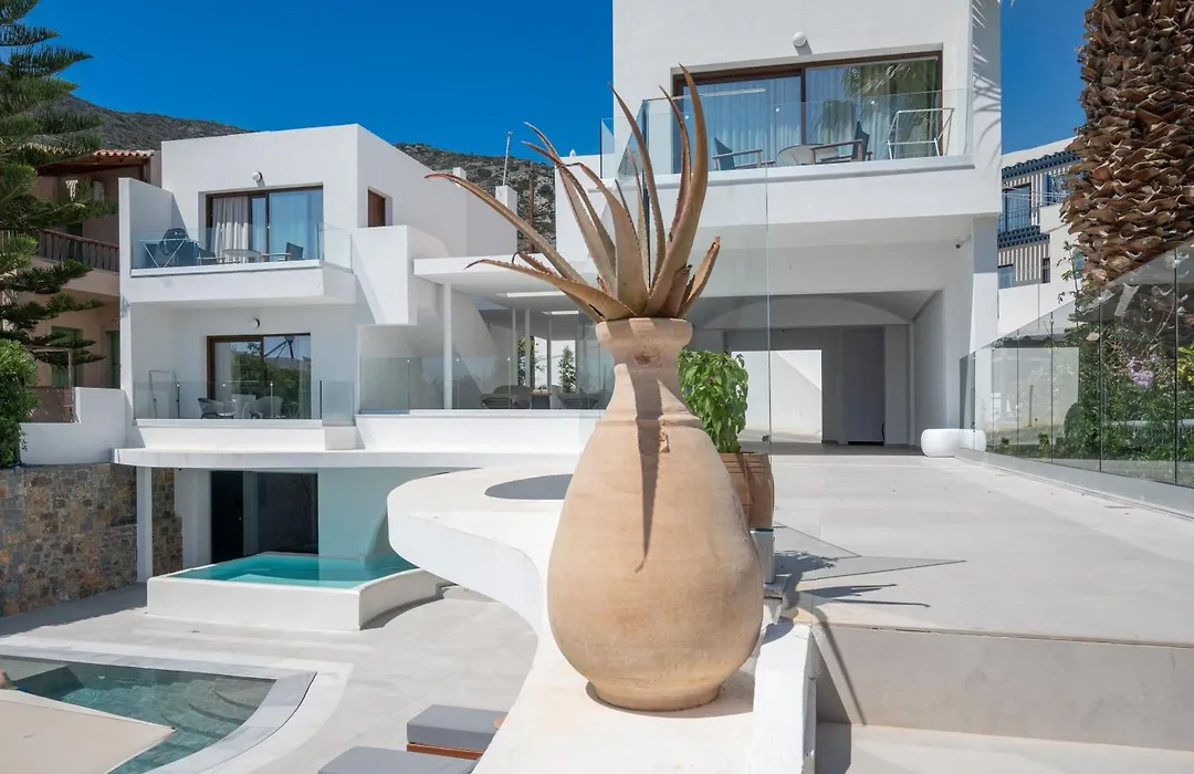 Mika Villas & Suites-1