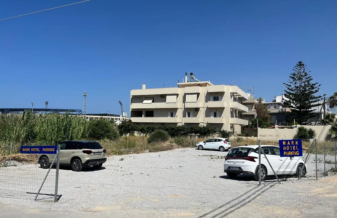Mark Hotel-1