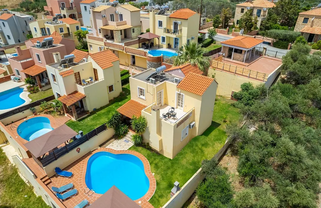 Renia'S Villas-1