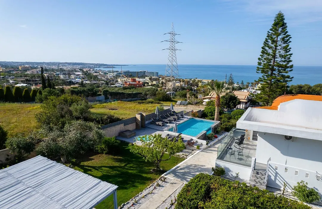 Queen'S Gem Luxury Villa - Heated Jacuzzi & Pool-1