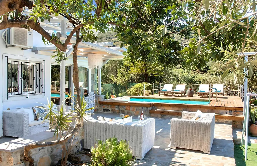 Cretan Lodge Heated Pool-1
