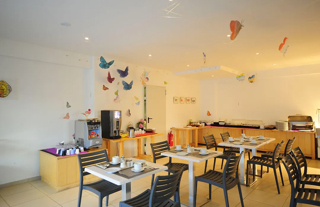Maravel Star Art Hotel-1