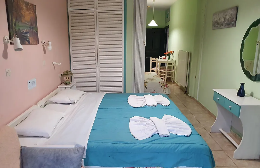 Dioskouroi Apts-1