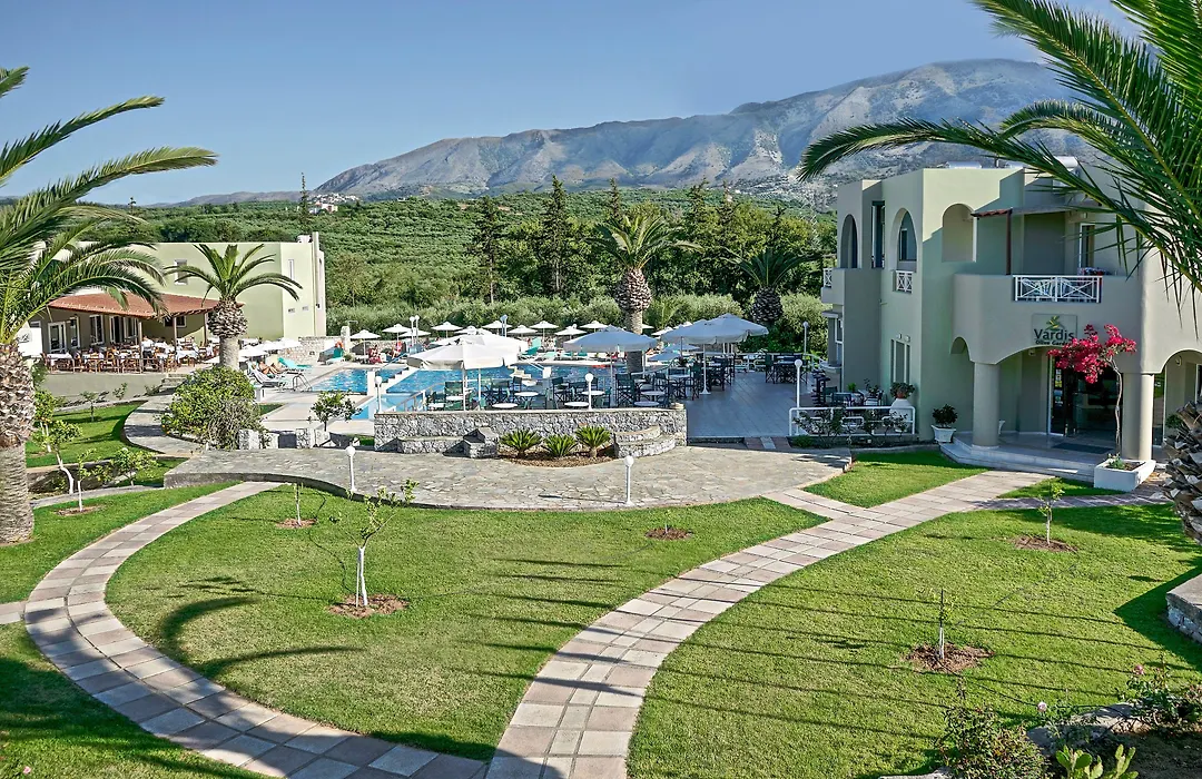 Vardis Olive Garden-1