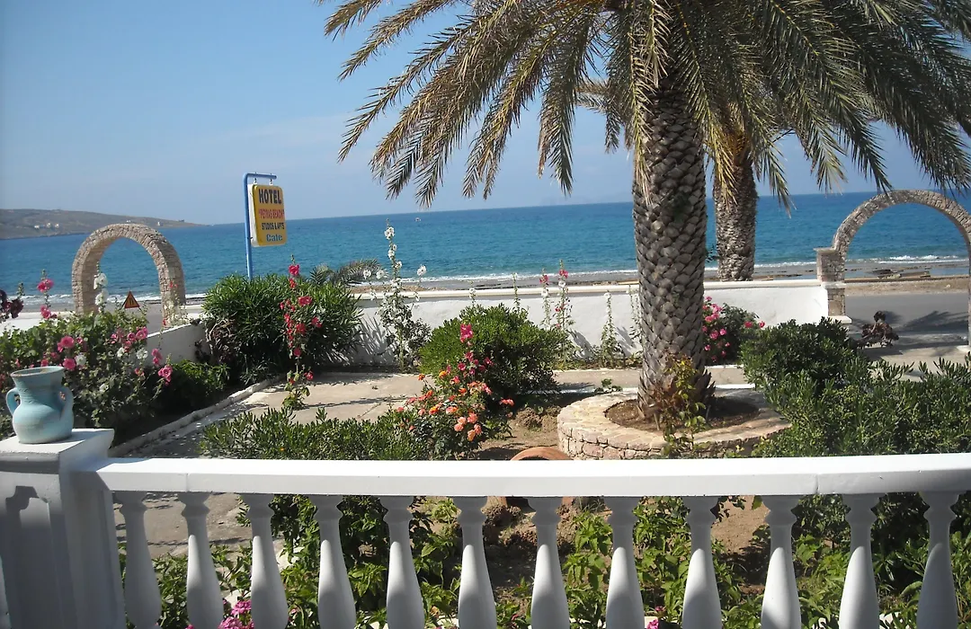 Hotel Petras Beach-1