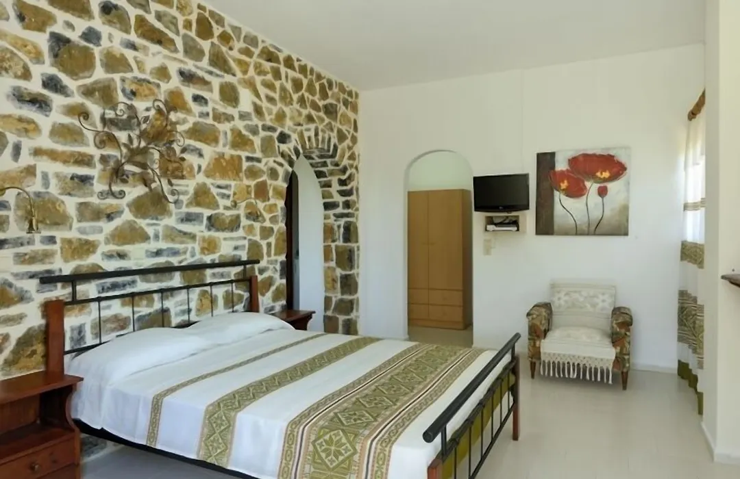 Albatros Studios & Apartments-1