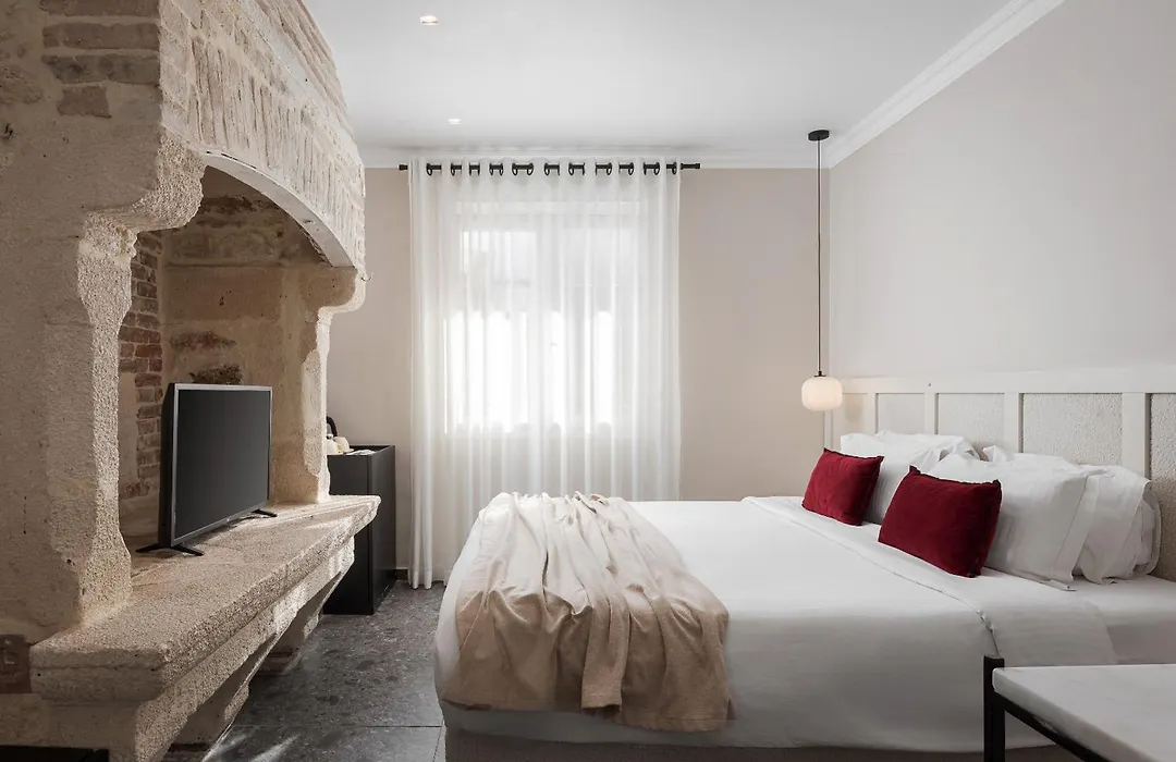 Civitas Suites Hotel-1
