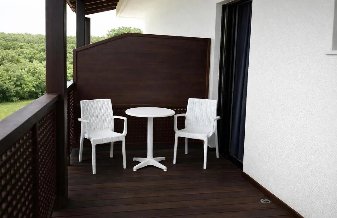 Oasis Apartments & Rooms-1