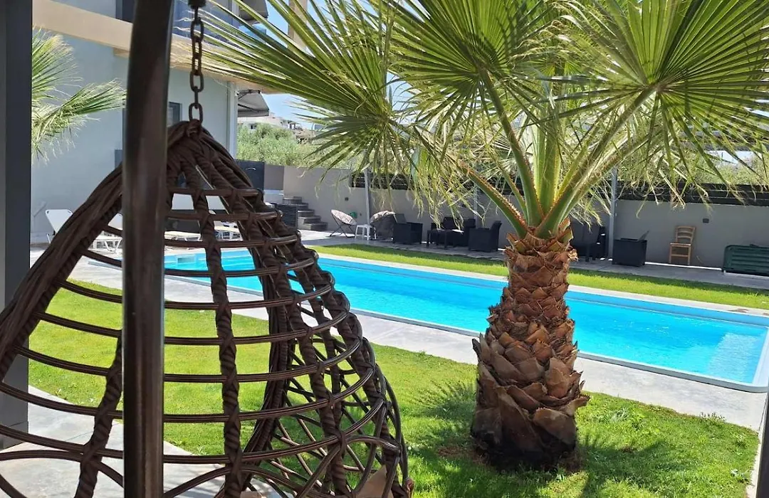 Luana Monte Apartments-1