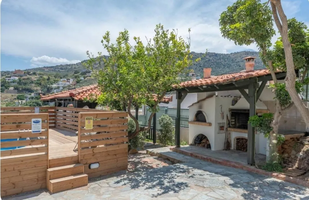 Melenia Residence With Sea View Verandas-1