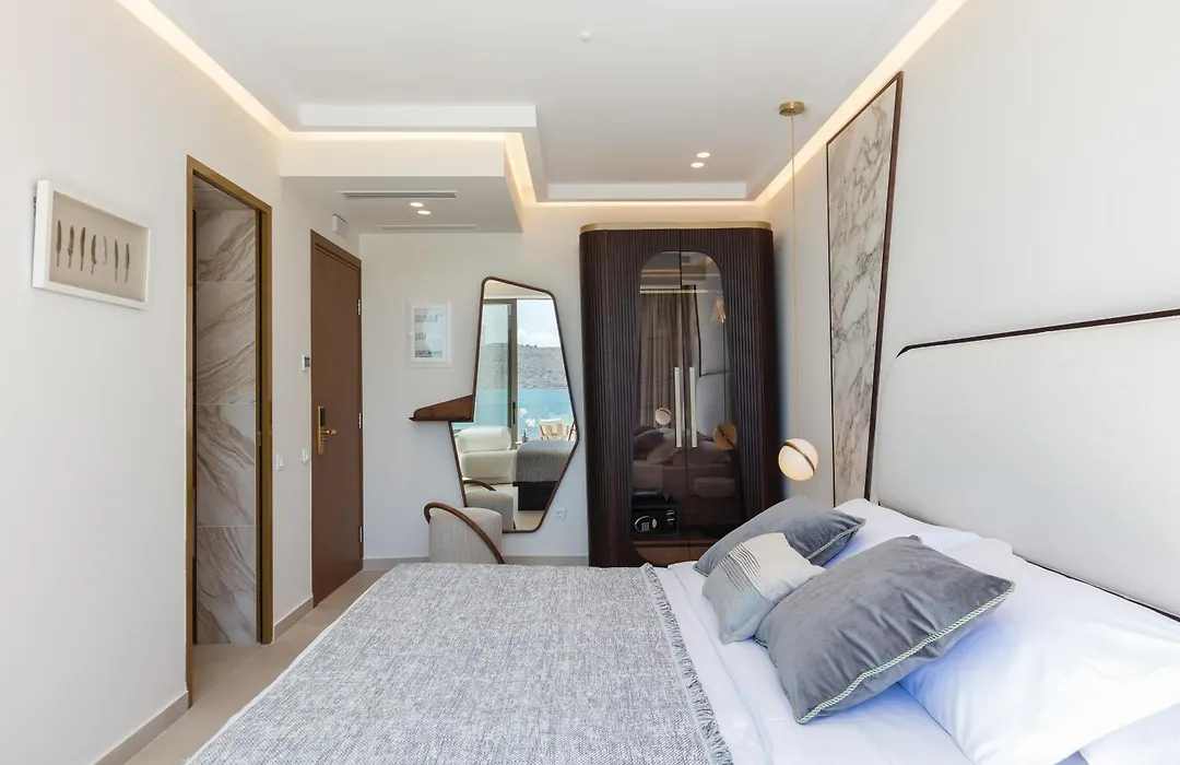 Naiades Boutique Hotel - Adults Only-1