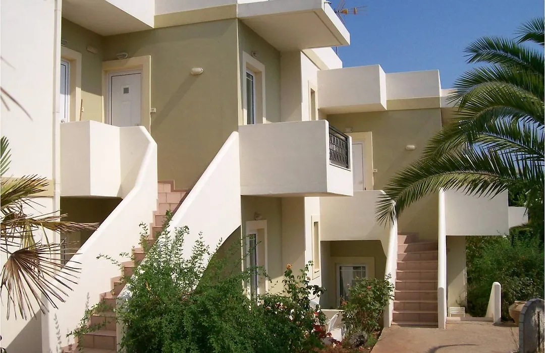 Ran-Mari Apartments-1