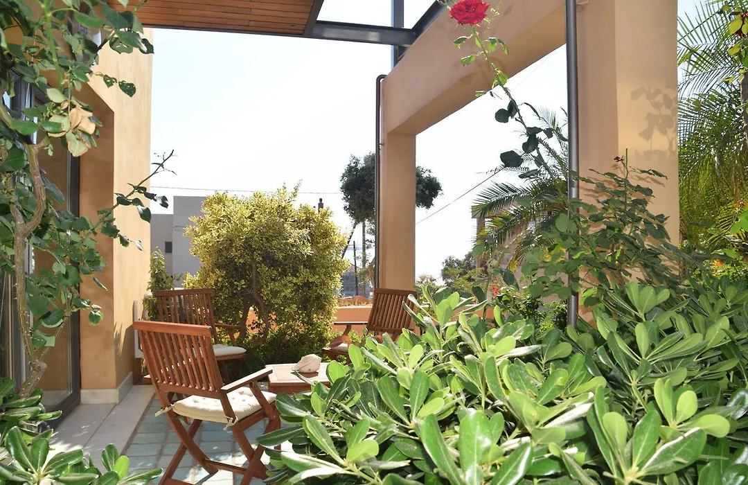 Luxury Pool House In Chania-1