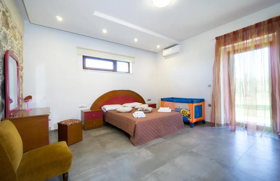 Iridanos Villa-1