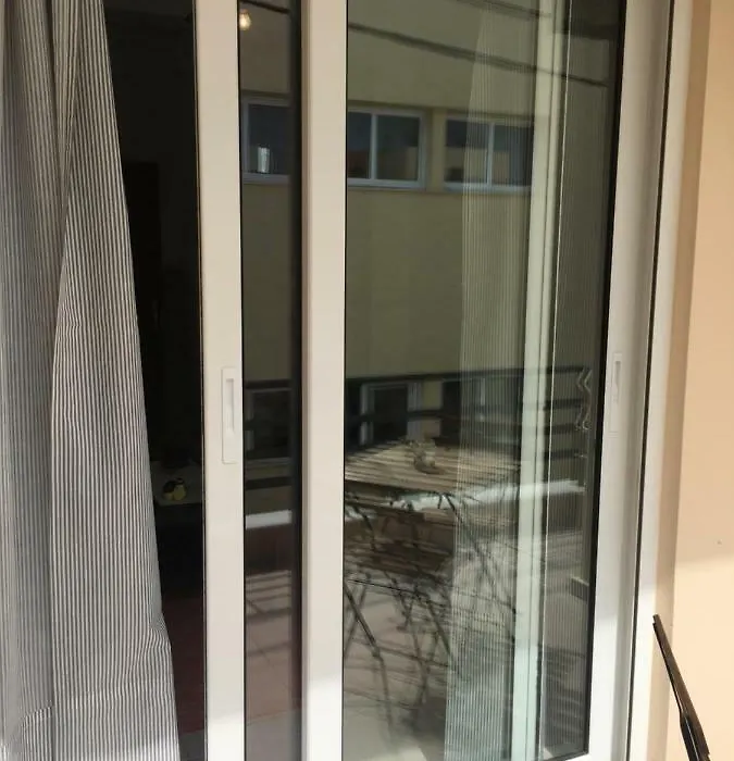 Central Luxury Apartment-1