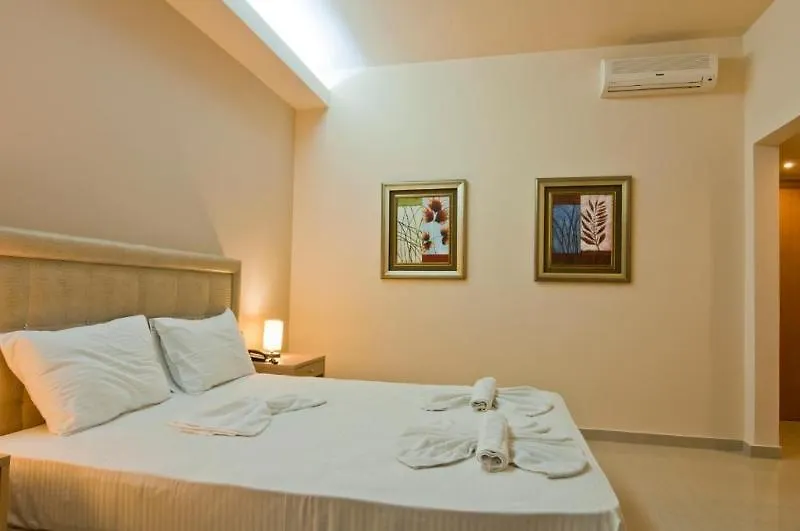 Hotel Oasis Beach (Adults Only)-1