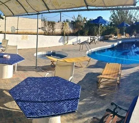 Helios Studios And Apts-3