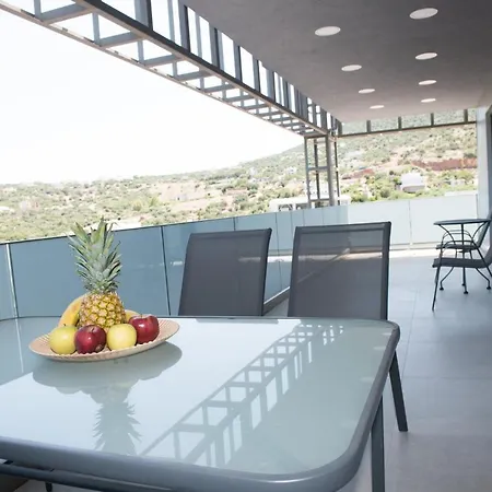 Olivia Suite-2